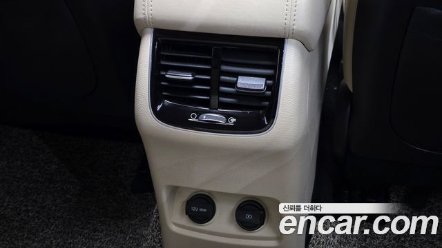 Kia K7 2017 — photo 28