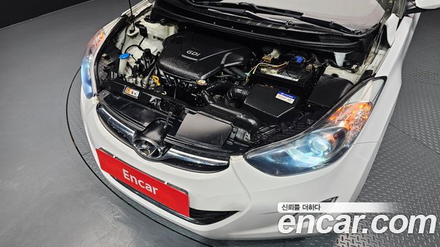Hyundai AVANTE 2013 — photo 6