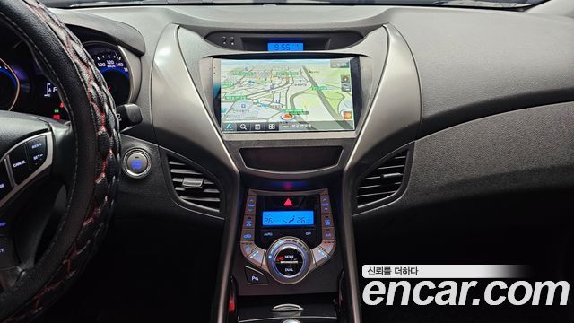 Hyundai AVANTE 2013 — photo 20