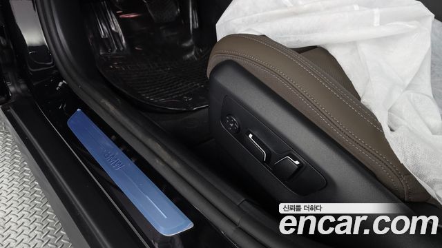 BMW 5-Series 2026 — photo 31