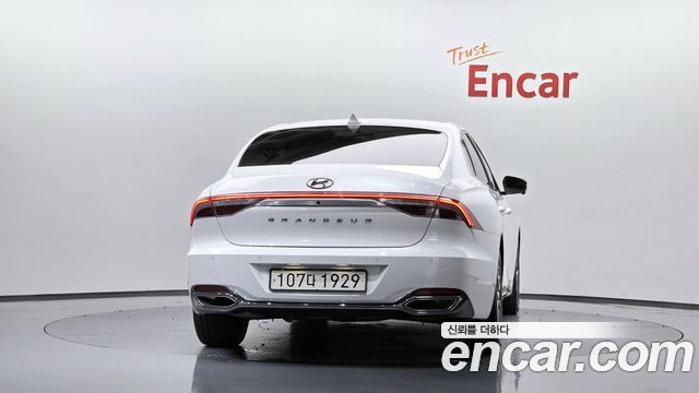Hyundai Grandeur 2023 — photo 4
