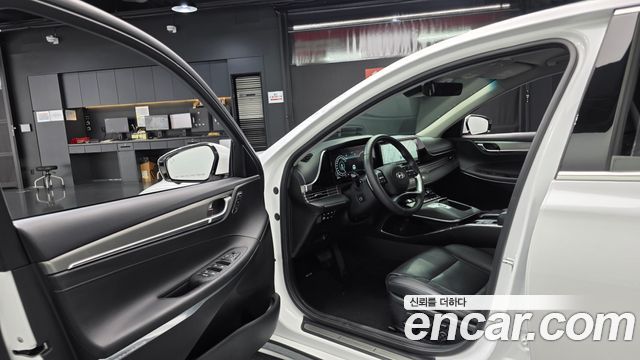 Hyundai Grandeur 2023 — photo 13