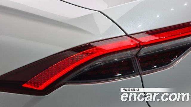 Hyundai Grandeur 2023 — photo 9