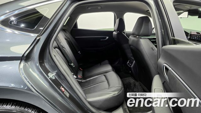 Hyundai Sonata 2021 — photo 11