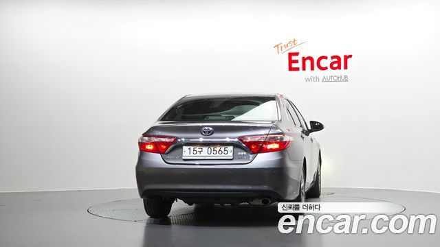 Toyota Camry 2016 — photo 4