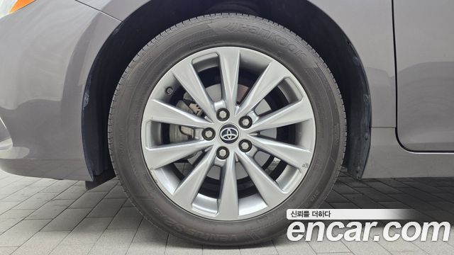 Toyota Camry 2016 — photo 5
