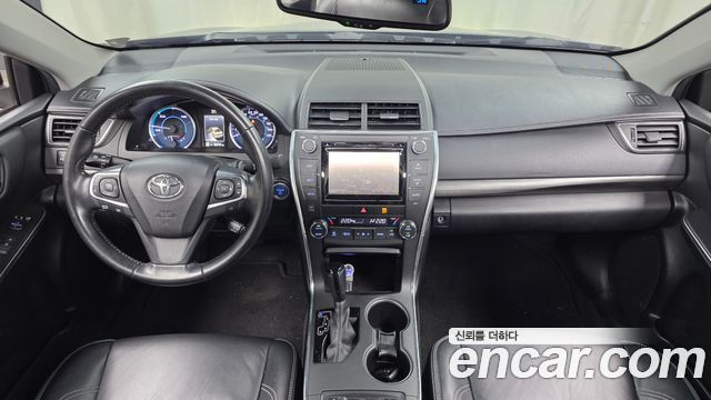 Toyota Camry 2016 — photo 7