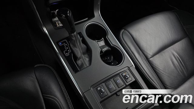Toyota Camry 2016 — photo 9