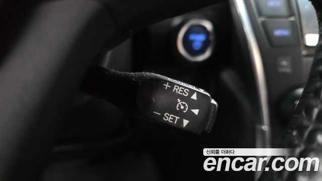 Toyota Camry 2016 — photo 17