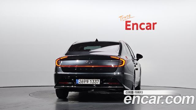 Hyundai Sonata 2022 — photo 4