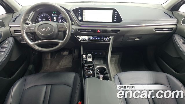 Hyundai Sonata 2022 — photo 10