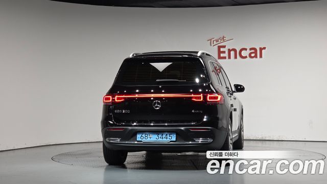 Mercedes-Benz EQB 2024 — photo 4