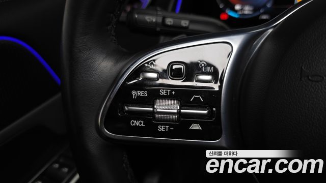 Mercedes-Benz EQB 2024 — photo 24