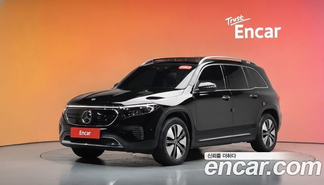 Mercedes-Benz EQB 2024 — photo 1