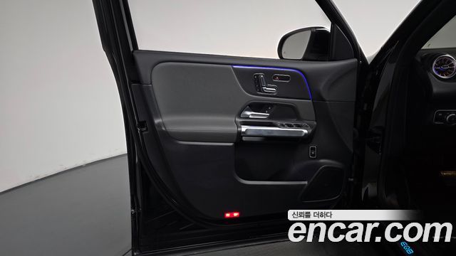 Mercedes-Benz EQB 2024 — photo 14