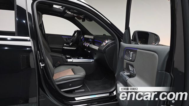 Mercedes-Benz EQB 2024 — photo 16
