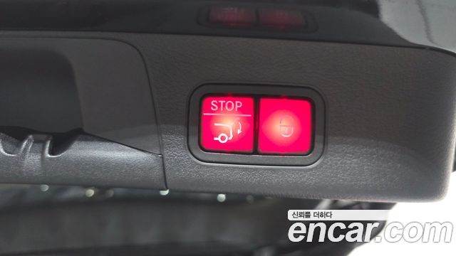 Mercedes-Benz EQB 2024 — photo 27