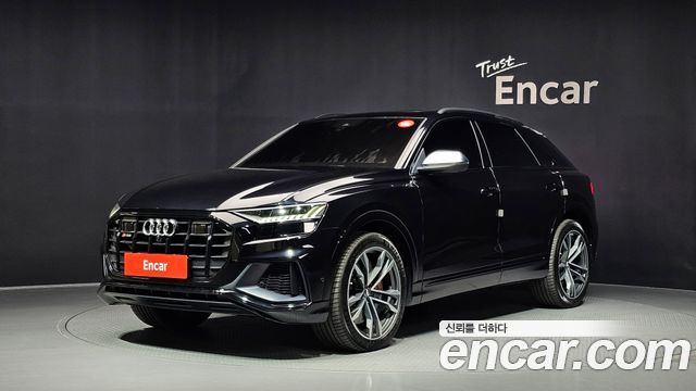 Audi SQ8 2020 — photo 1