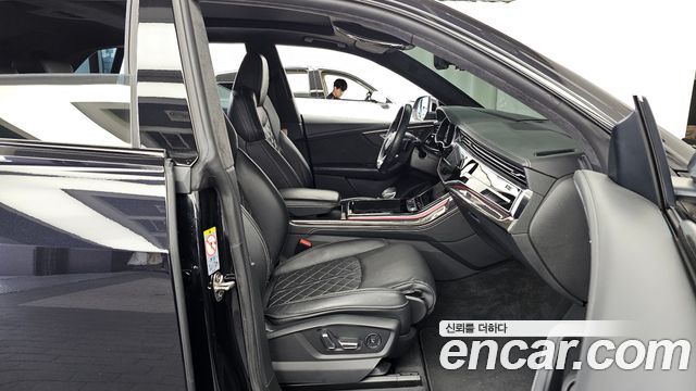 Audi SQ8 2020 — photo 17