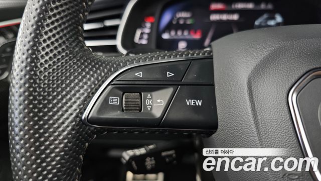 Audi SQ8 2020 — photo 16