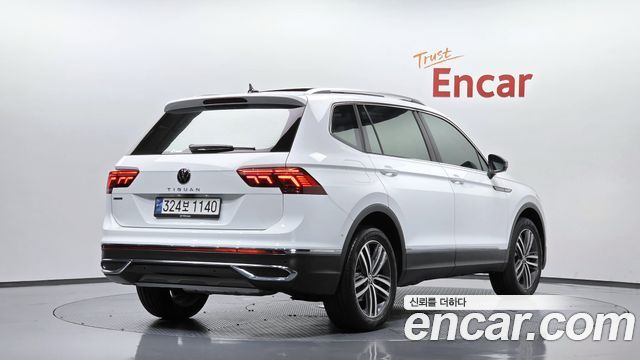 Volkswagen Tiguan 2023 — photo 2