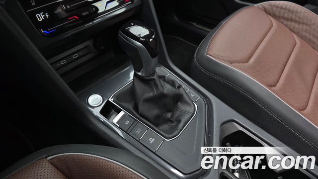 Volkswagen Tiguan 2023 — photo 9