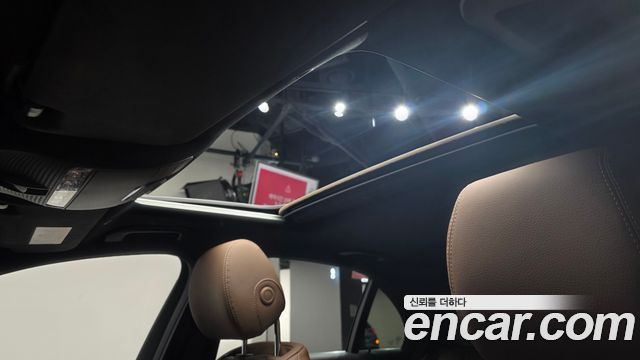 Mercedes-Benz E-Class 2022 — photo 23