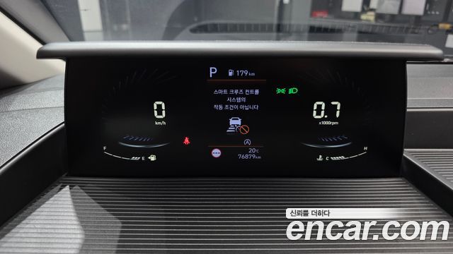 Hyundai Staria 2024 — photo 11