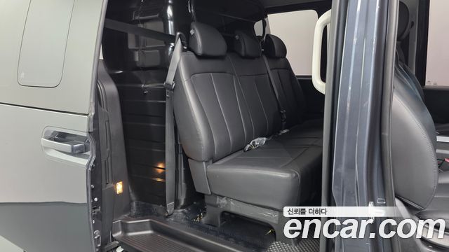 Hyundai Staria 2024 — photo 17