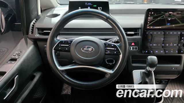 Hyundai Staria 2024 — photo 19