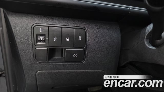 Hyundai Staria 2024 — photo 26