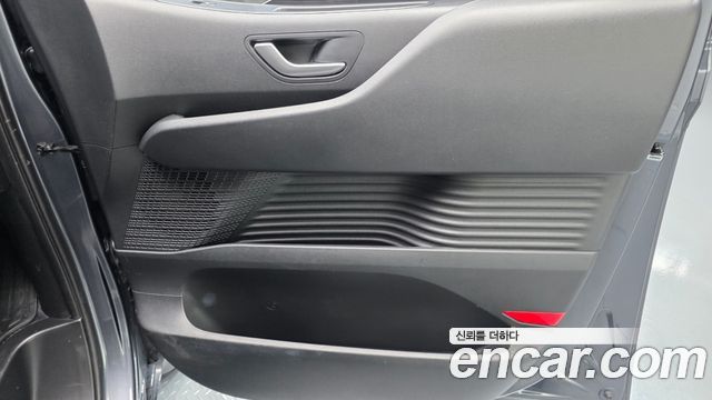 Hyundai Staria 2024 — photo 15