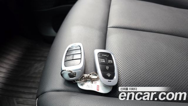 Hyundai Staria 2024 — photo 27