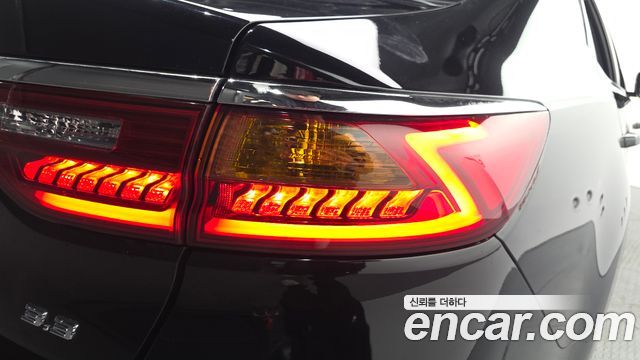 Kia K7 2016 — photo 9