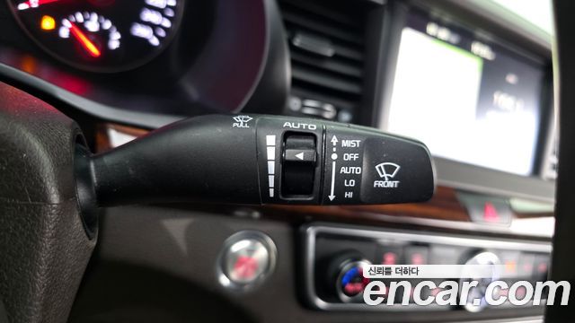 Kia K7 2016 — photo 29