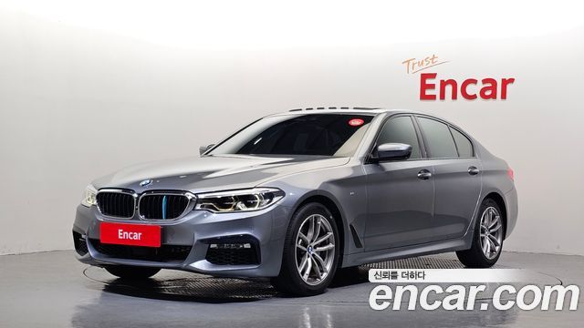 BMW 5-Series 2017 — photo 1