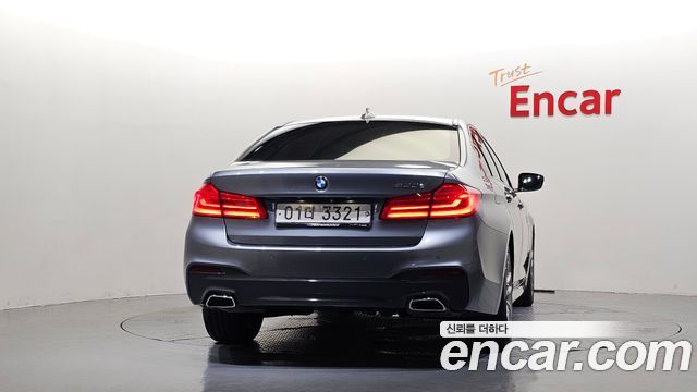 BMW 5-Series 2017 — photo 4