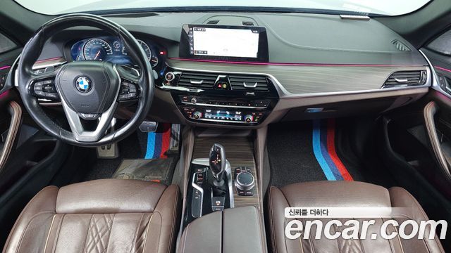 BMW 5-Series 2017 — photo 7