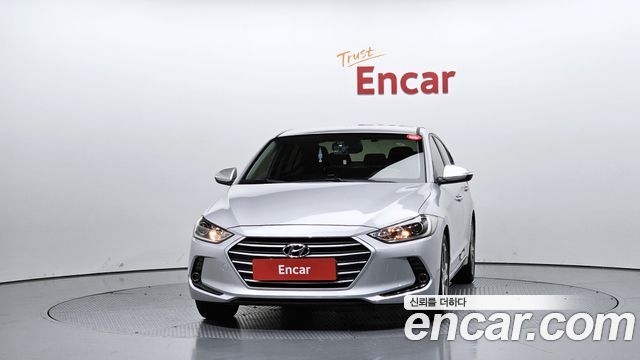 Hyundai AVANTE 2017 — photo 3