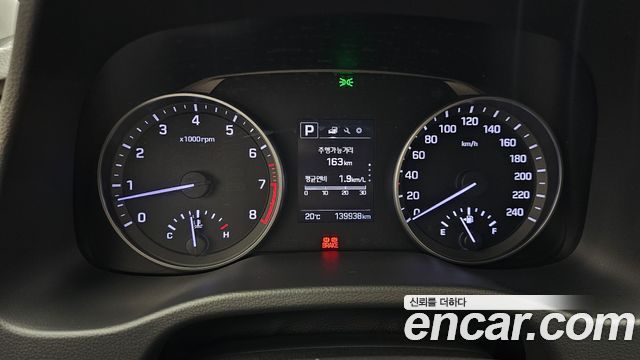 Hyundai AVANTE 2017 — photo 8