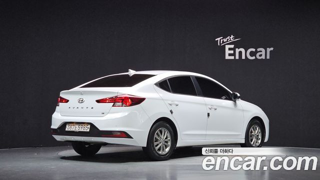 Hyundai AVANTE 2020 — photo 2