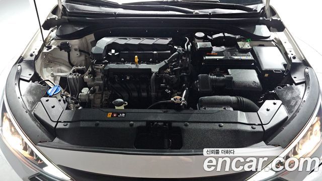 Hyundai AVANTE 2020 — photo 6