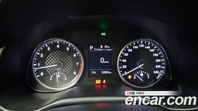 Hyundai AVANTE 2020 — photo 11