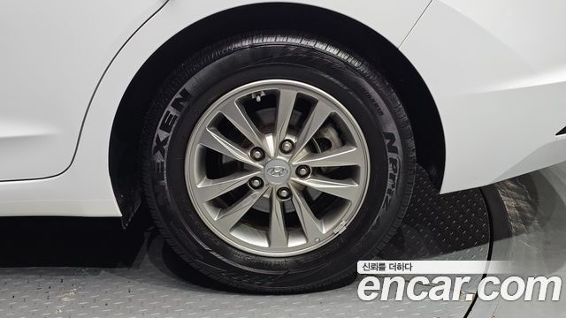 Hyundai AVANTE 2020 — photo 7