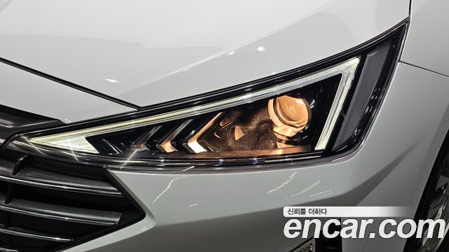 Hyundai AVANTE 2020 — photo 8