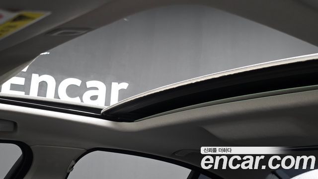 BMW 5-Series 2015 — photo 25