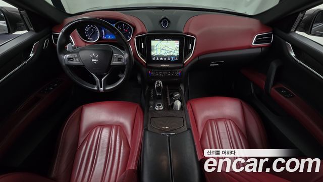 Maserati Ghibli 2018 — photo 10