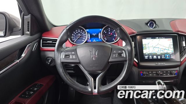 Maserati Ghibli 2018 — photo 19