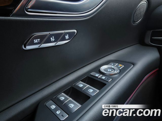 Genesis GV80 2020 — photo 10