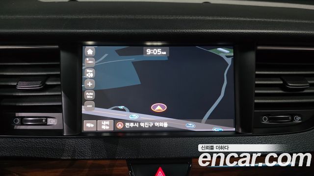 Kia K7 2017 — photo 26